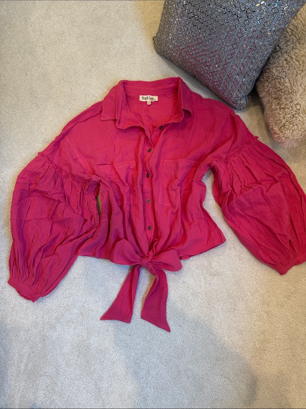 🌺Peach Love California 💯% Cotton Gauze Fuchsia Button-Front Tie Balloon Sleeve 🌺